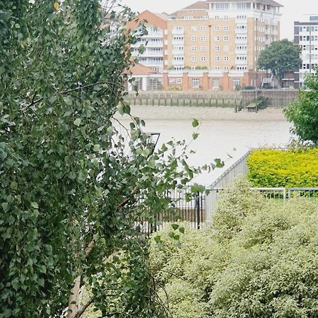 Luxury Canary Wharf Apartment With Free Parking Londra Esterno foto