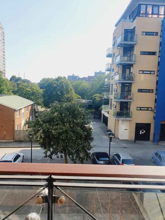 Luxury Canary Wharf Apartment With Free Parking Londra Esterno foto